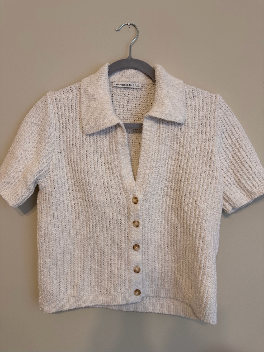 Abercrombie Cream Short-Sleeve Knit Button-Up Top